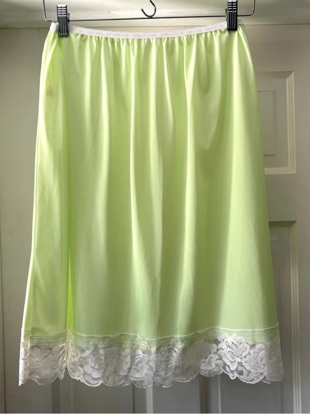 Vintage Pastel Green Lace Trim Half Slip Size XL - Picture 7 of 13